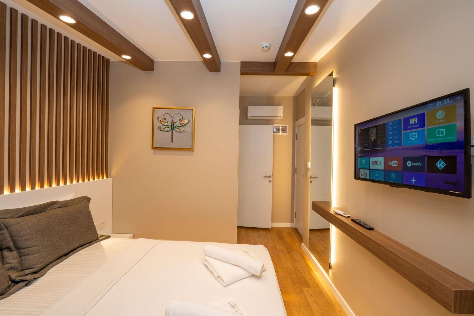Hotel Grand Estambul Exterior foto